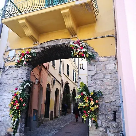 Con Giardino A Pochi Minuti Dal Mare - #essenzedimaresanremo San Remo